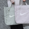 Nike Tote Bag 28公升 手提包 托特包 健身包 運動包 大容量 黑色 煙燻綠 淡粉紫 DR7217-010 DR7217-294 DR7217-370 DR7217-009