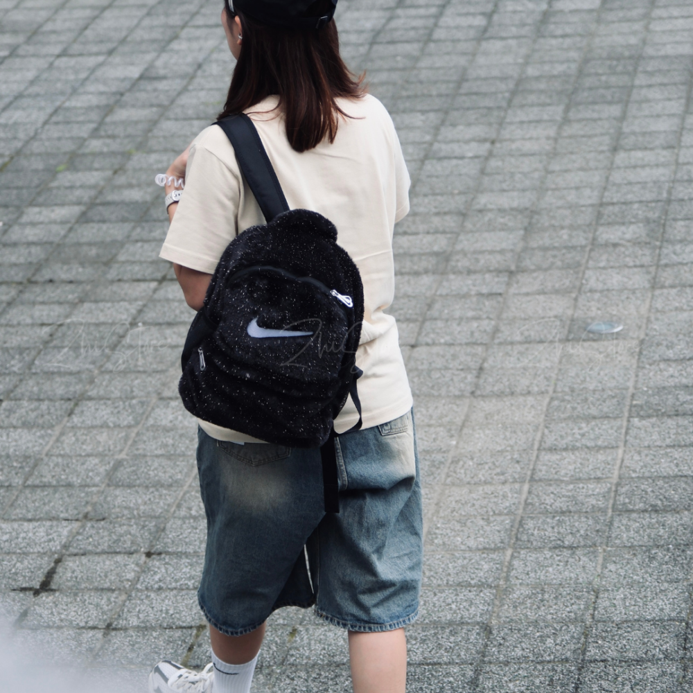 Nike Faux Fur 人造皮草 毛絨 後背包 金蔥 黑色 迷你後背包 絨毛包 FZ1330-010