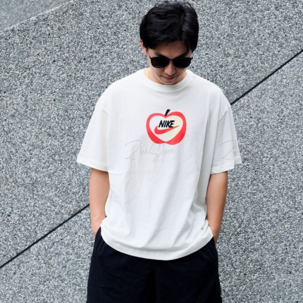 Nike NSW 蘋果 情人節 愛心 寬鬆 短袖 T-shirt 圖T T恤 奶油白 IB5577-133