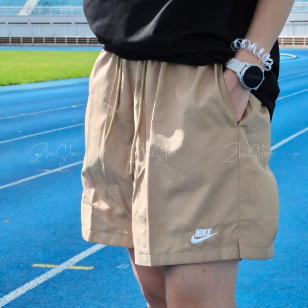 Nike Club Flow Short 休閒短褲 刺繡Logo 膝上短褲 運動短褲 健身短褲 海灘褲 黑色 卡其色 FN3308-010 FN3308-297
