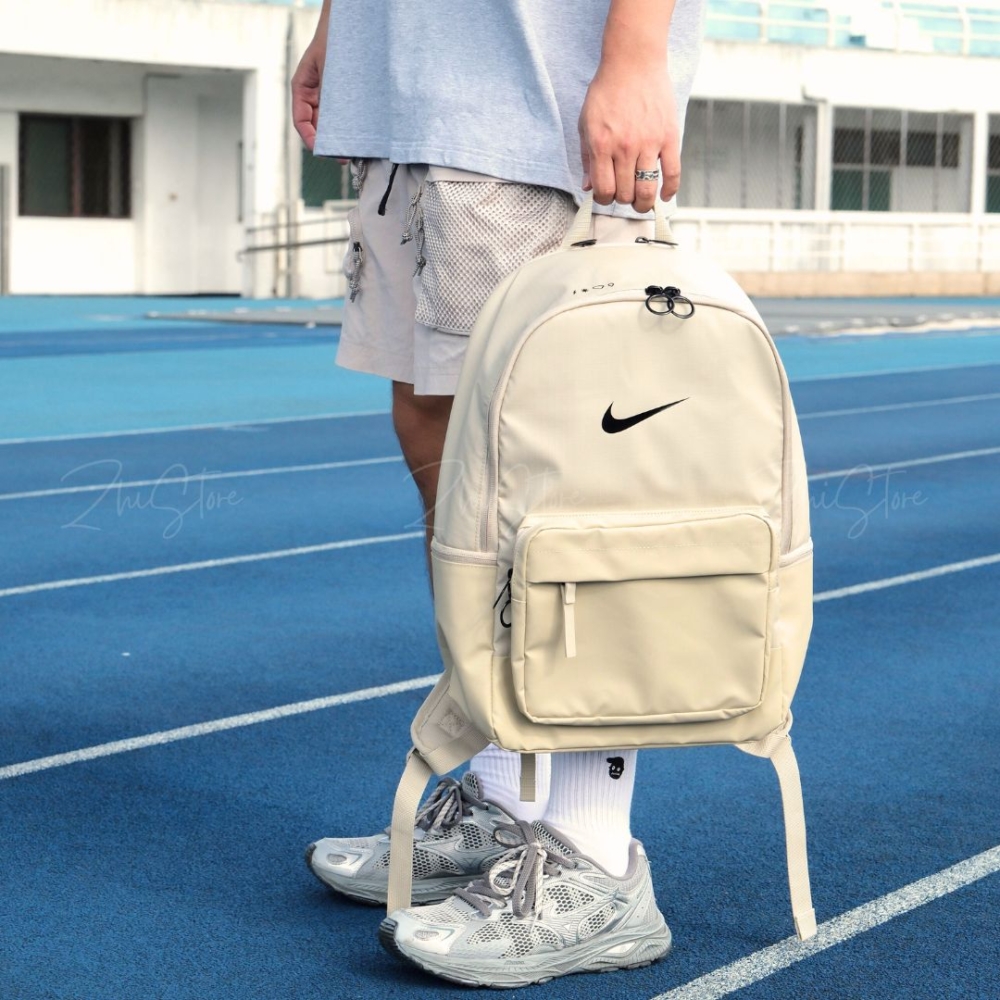 Nike Winterized 23公升 防潑水 後背包 通勤包 筆電包 書包 黑色 米白色 沙色 DN3592-010 DN3592-072 DN3592-253