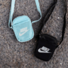Nike Heritage 斜背包 側背包 肩背包 包包 黑色 湖水綠 BA5871-010 BA5871-017