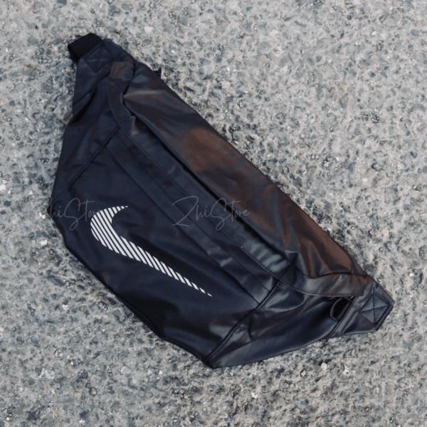 Nike  Tech Hip 反光Logo 防潑水 腰包 側背包 斜背包 包包 黑色 DB4697-010