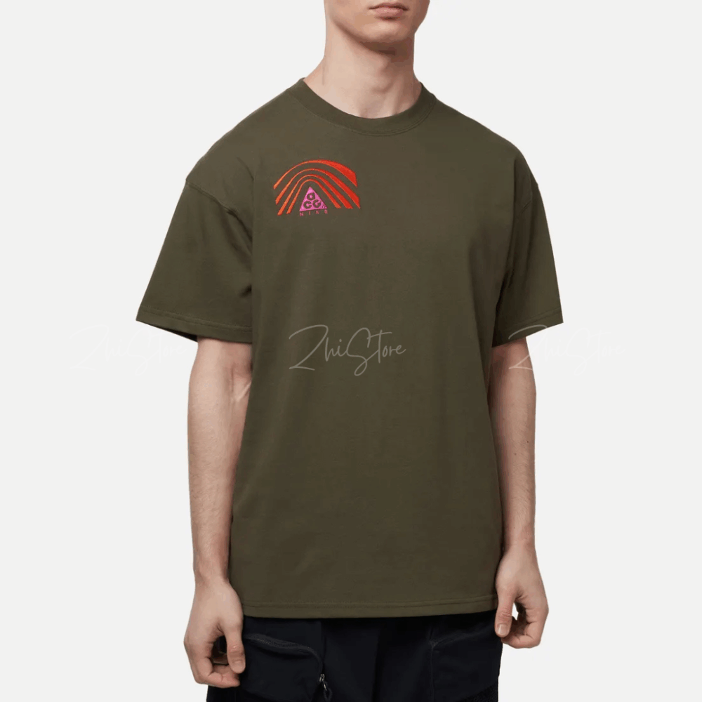 2 【零碼XS號】Nike ACG Logo 大Logo印花圖T 美版 短袖上衣 T-shirt 卡其綠色 CT4168-325