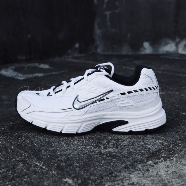 Nike Initiator 復古 跑鞋 運動鞋 慢跑鞋 白色 黑色 女鞋 FQ6873-101