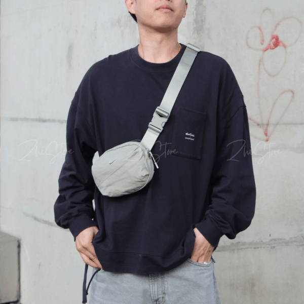 Nike Aura 迷你小包 側背包 斜背包 腰包 包包 女包 男包 小廢包 HM6120-370