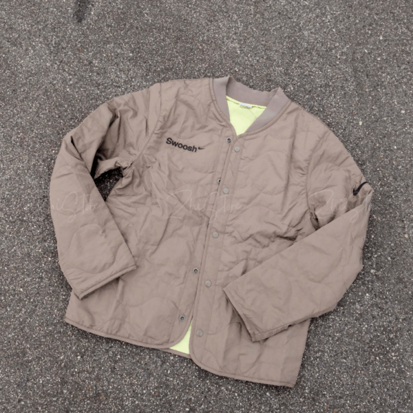 Nike NSW 葫蘆紋 刺繡 薄外套 內瞻外套 棕色 長袖 冬裝 外套 FB1909-031