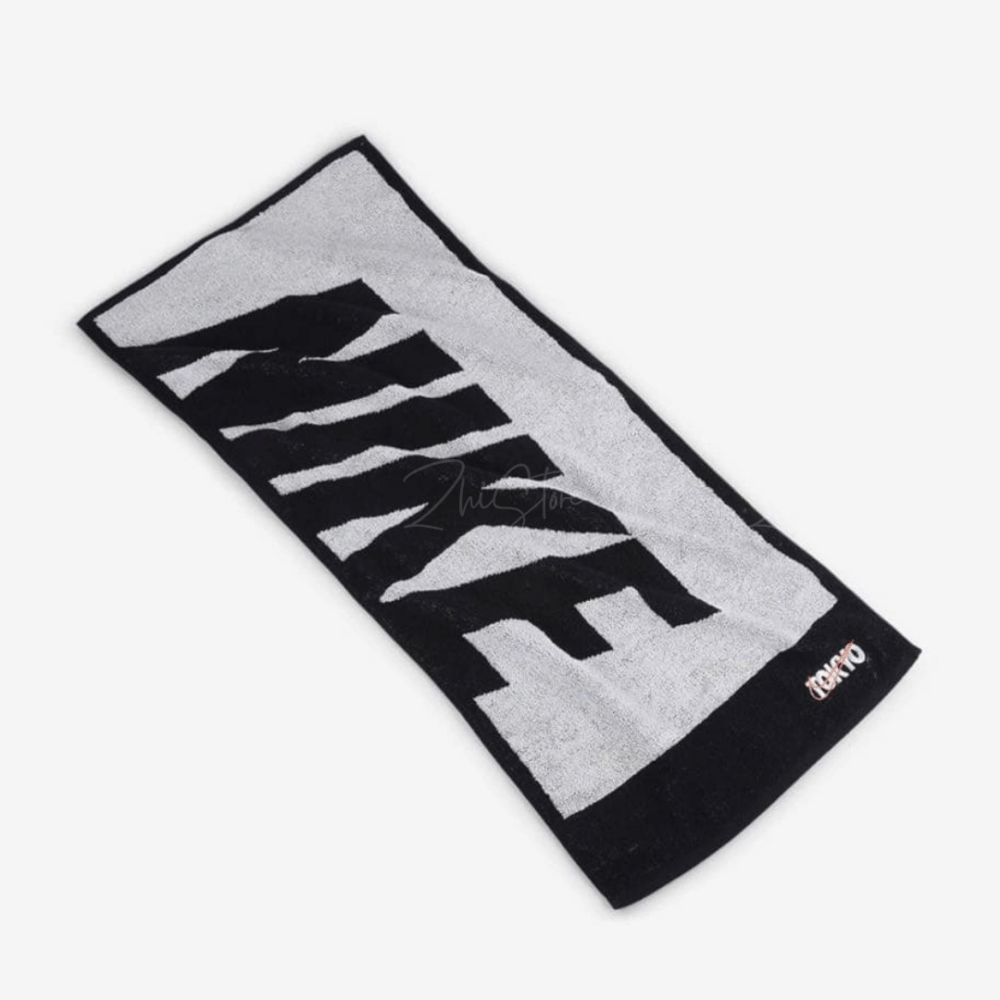 【國外限定】Nike Tokyo 日本限定 運動毛巾 長形毛巾 毛巾 運動 黑色 健身 TW2517-136