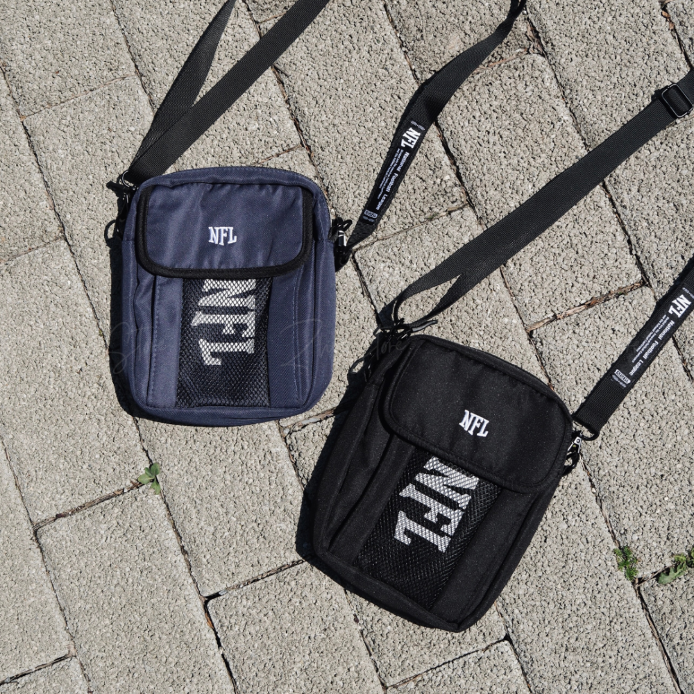 NFL 休閒網布側背包 斜背包 小包 隨身包 黑色 藍色 男包 女包 肩背包 24551702