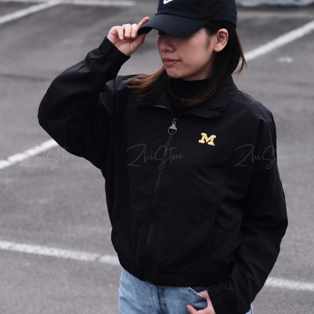 NCAA 女款 防潑水 刺繡 立領 防風外套 長袖 外套 黑色 卡其 73521161 73521162