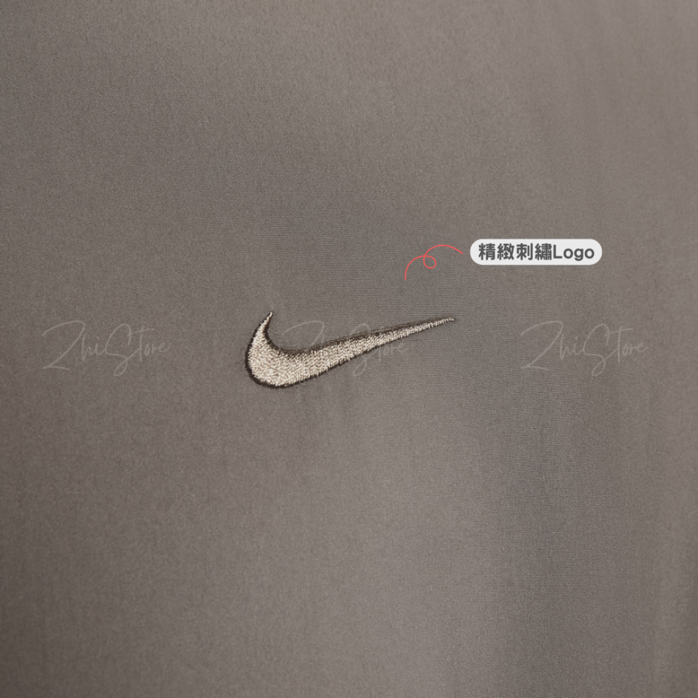 【零碼出清｜售出不退換｜M號】Nike THERMA-FIT 刺繡Logo 保暖背心 卡其色 FB7554-289
