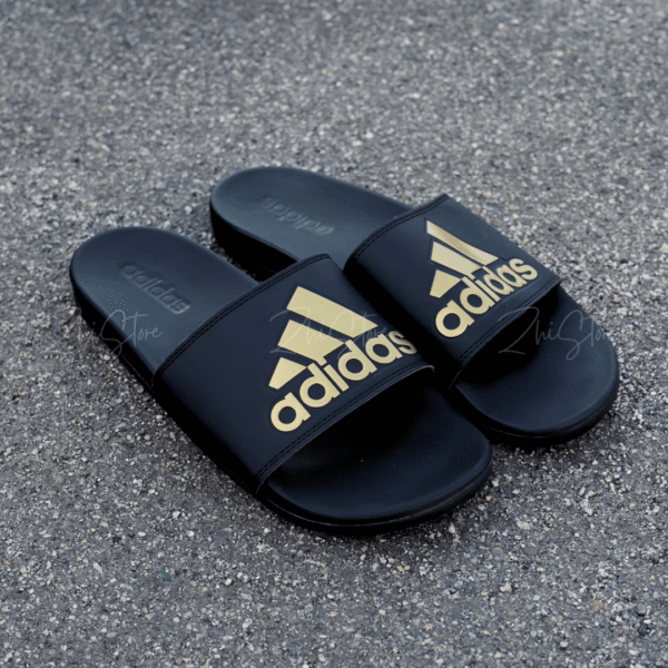 1 【零碼出清|售出不退換】adidas ADILETTE COMFORT 運動拖鞋 GY1946