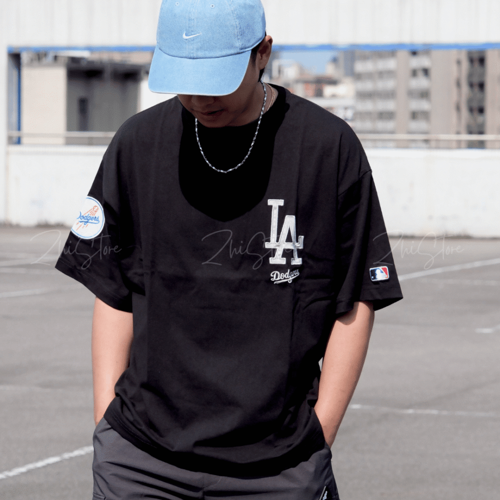 MLB 刺繡 落肩 短袖上衣 T-shirt 短袖