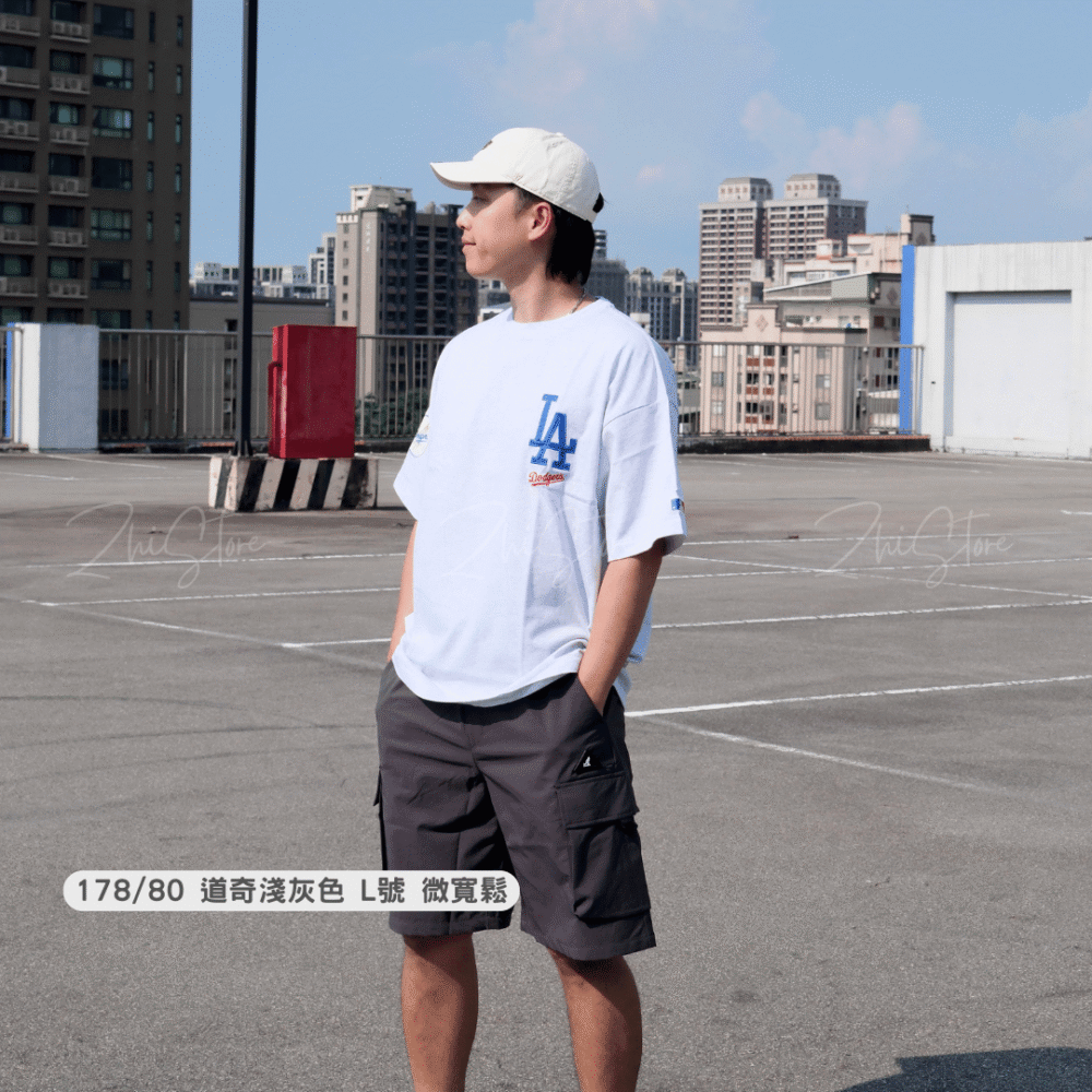 MLB 刺繡 落肩 短袖上衣 T-shirt 短袖