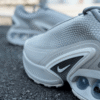 17 【福利品出清|售出不退換】Nike Air Max Dn 'Limestone' 灰色 復古 氣墊 低筒 運動鞋 休閒鞋 DV3337-014