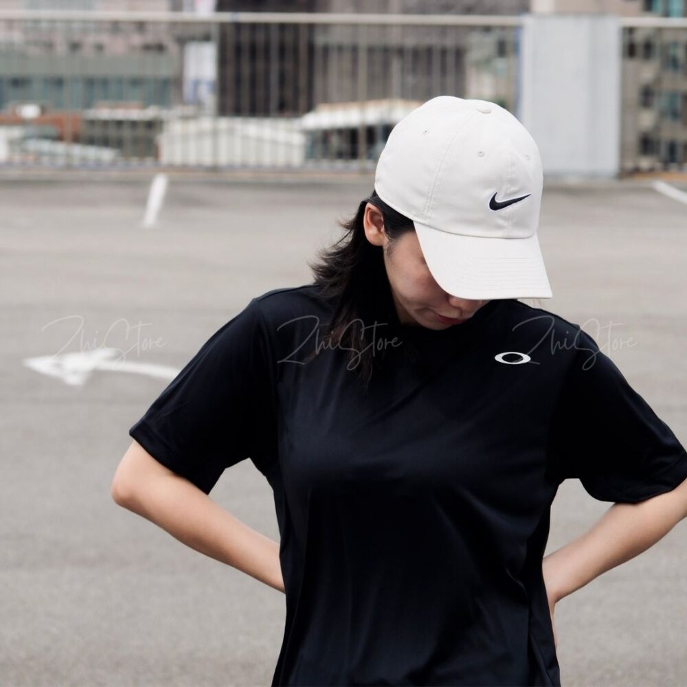 19 OAKLEY 防曬 運動排汗上衣 排汗短袖 排汗衣 白色 黑色 FOA409006
