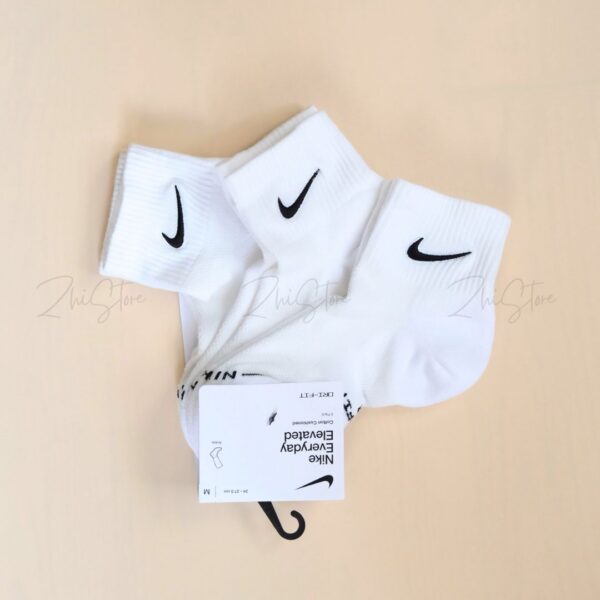 9 Nike Elevated【3雙一組】刺繡 Logo 中筒襪 襪子 白色 IH8607-901