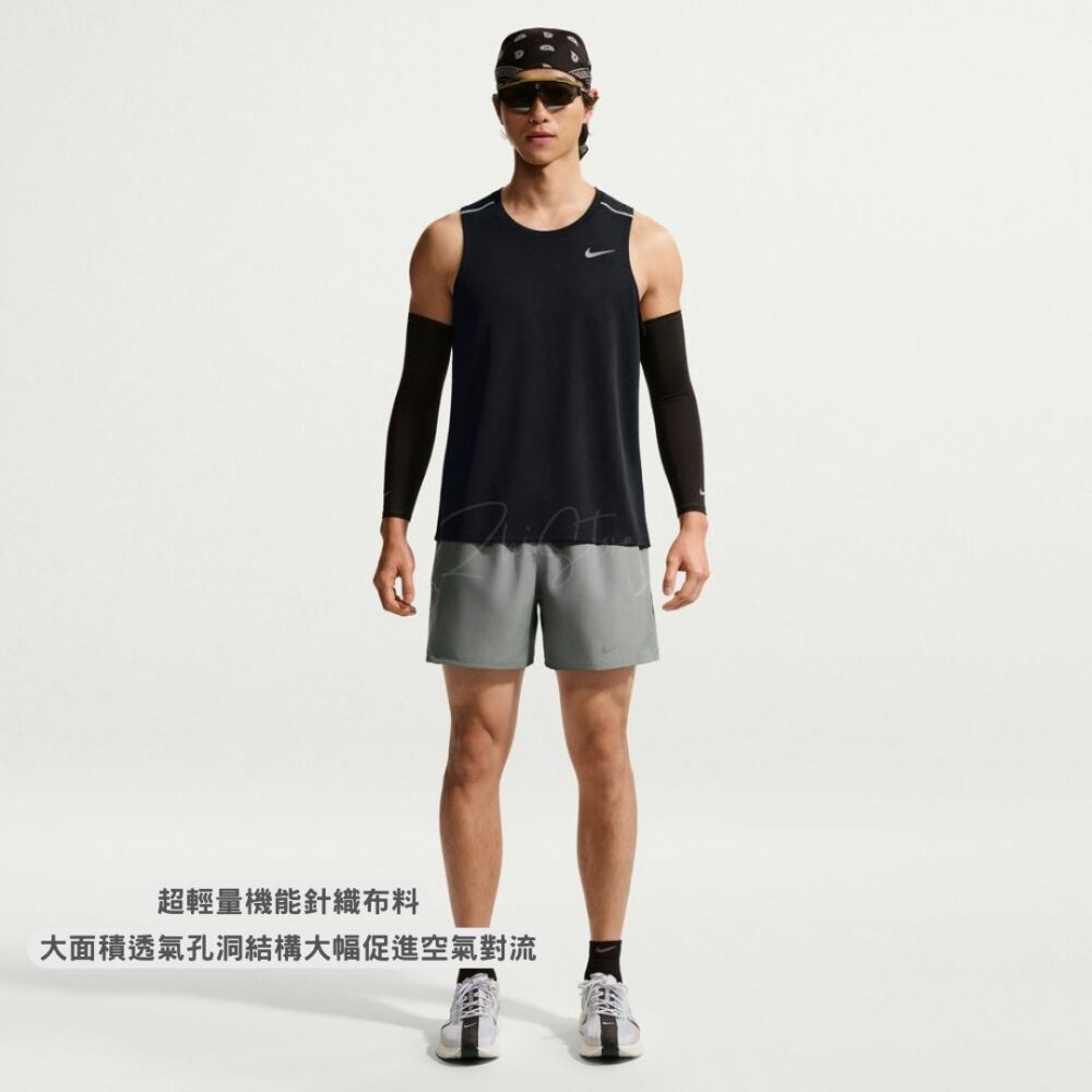 4 Nike Dri-FIT 無袖 反光 運動背心 跑步背心 排汗衣 慢跑 黑色 IF2019-010