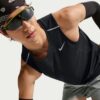 8 Nike Dri-FIT 無袖 反光 運動背心 跑步背心 排汗衣 慢跑 黑色 IF2019-010
