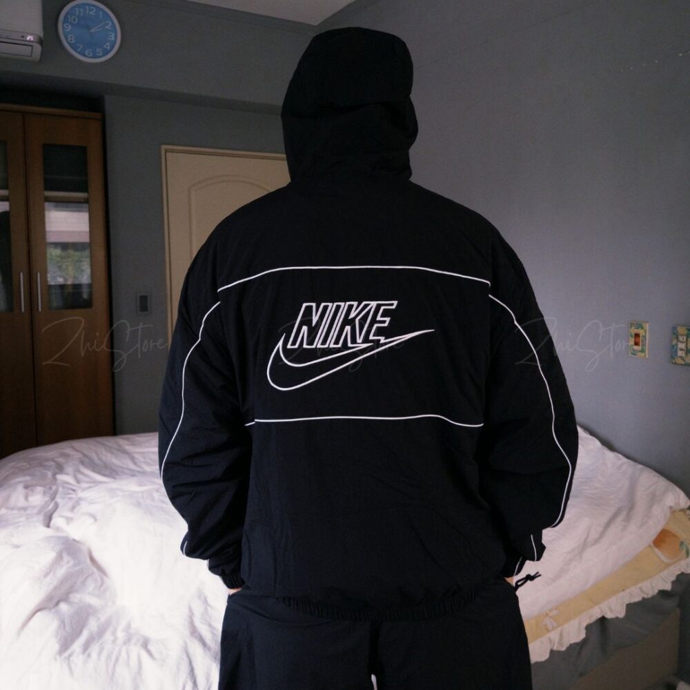 8 Nike Club 輕量尼龍 防風 連帽外套 黑色 HJ2013-010